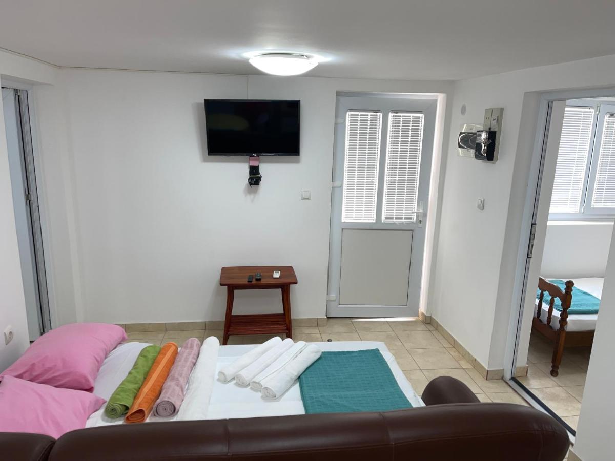 Apartment Susanj Бар Екстер'єр фото
