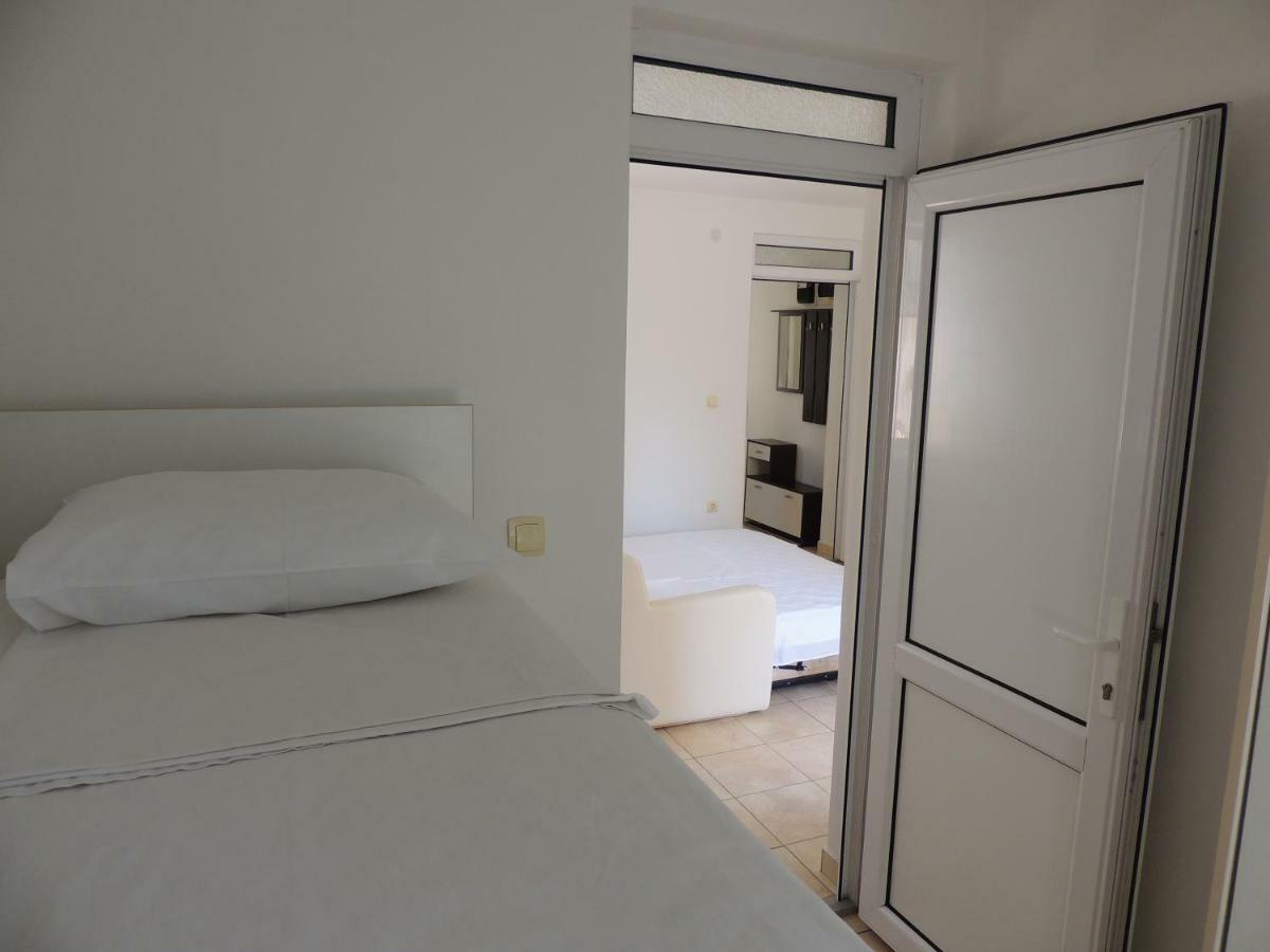Apartment Susanj Бар Екстер'єр фото