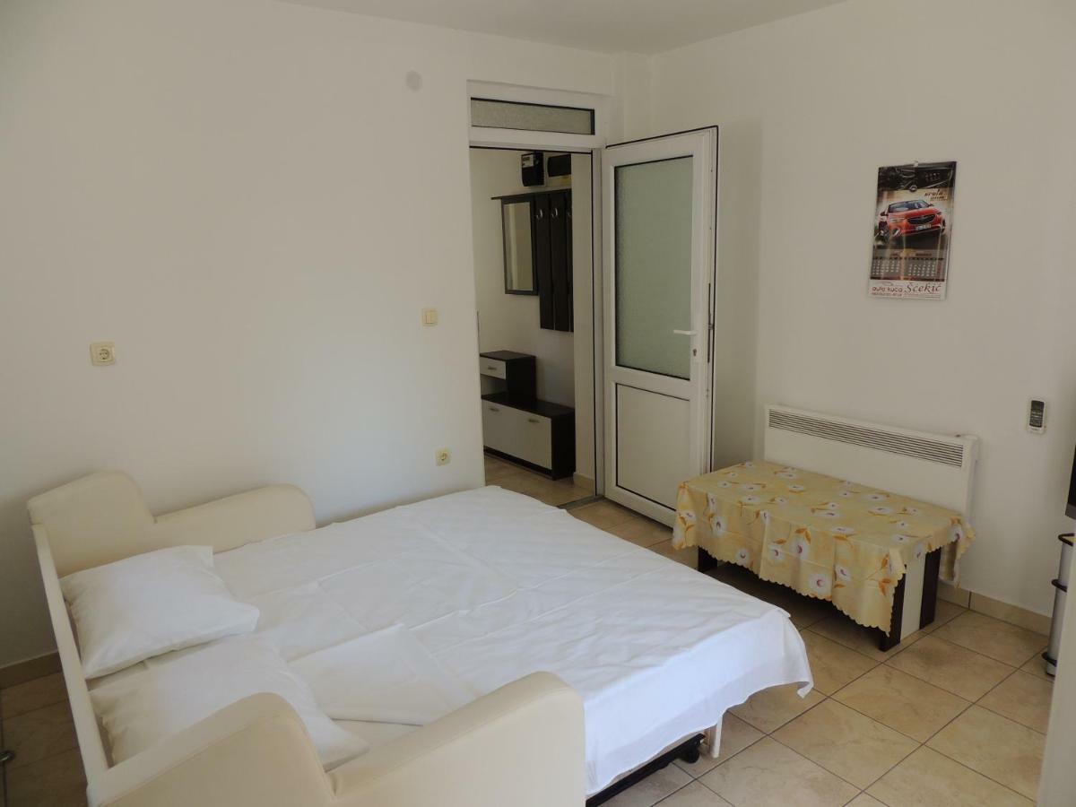 Apartment Susanj Бар Екстер'єр фото