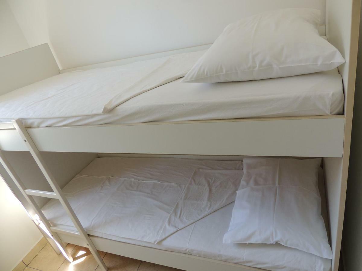 Apartment Susanj Бар Екстер'єр фото