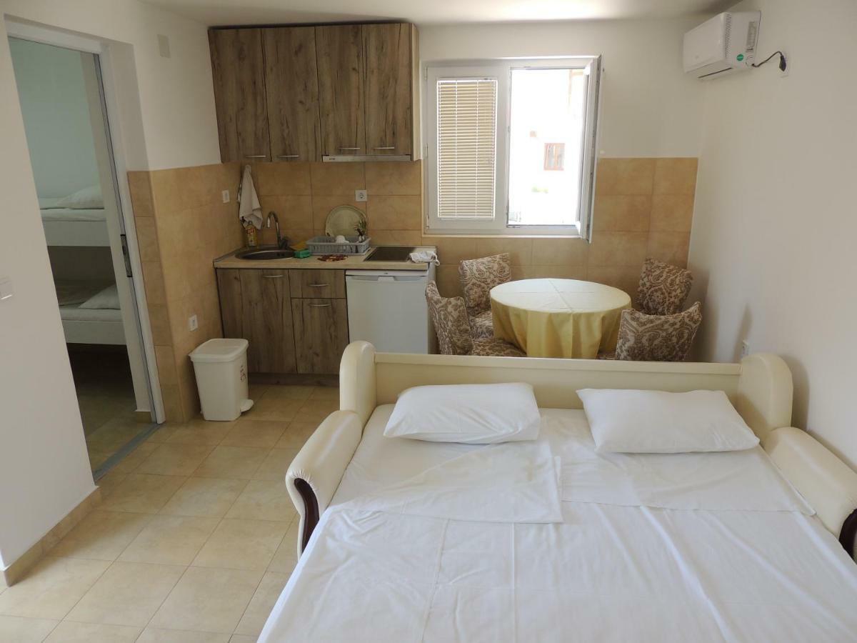 Apartment Susanj Бар Екстер'єр фото